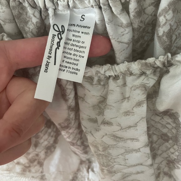 Adorable off the shoulder swimsuit coverup romper - Picture 2 of 5